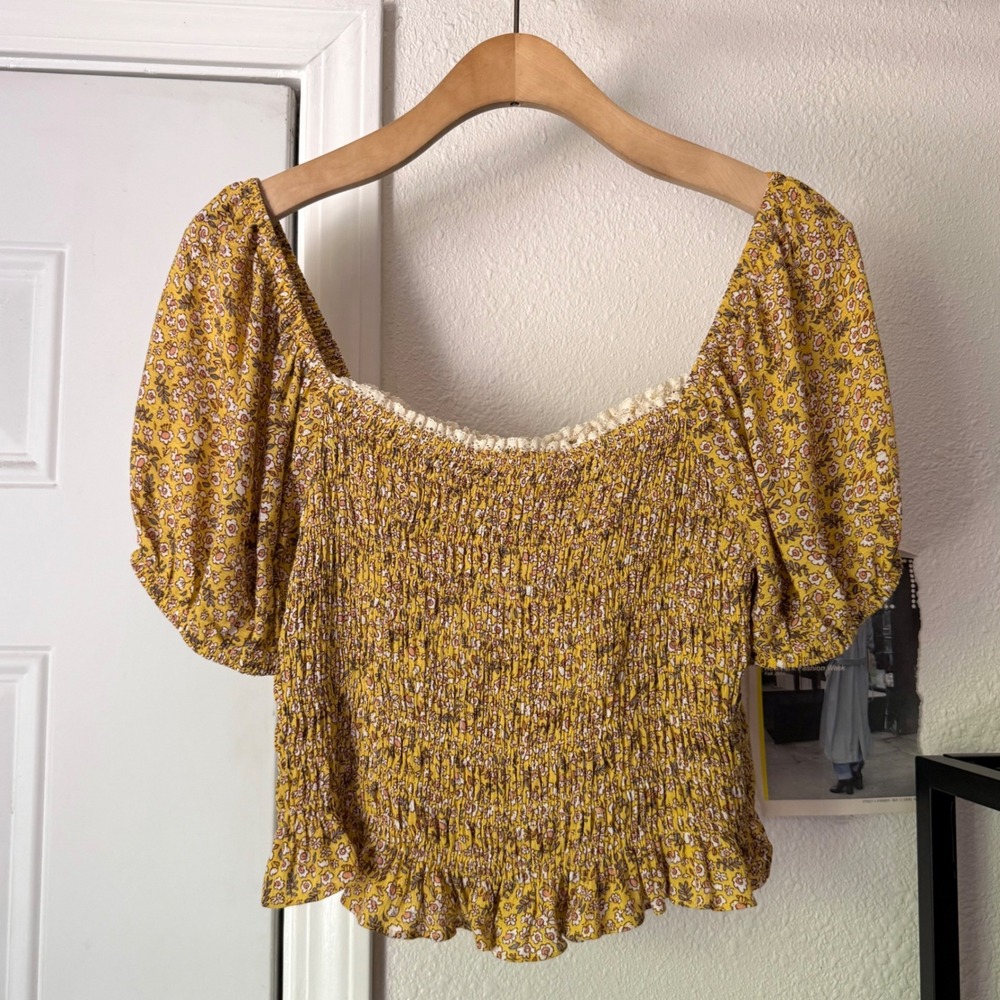 SOLAI the label mustard ditsy floral smocked puff lace trim cropped blouse top
